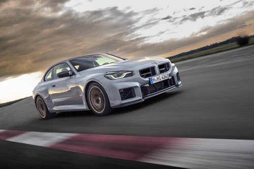 2025 G87 BMW M2 CS debuts – 30 kg lighter; 3.0L twin-turbo I6 with 530 PS; 0-100 km/h in 3.8 seconds
