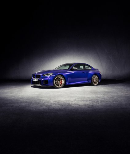 2025 G87 BMW M2 CS debuts – 30 kg lighter; 3.0L twin-turbo I6 with 530 PS; 0-100 km/h in 3.8 seconds