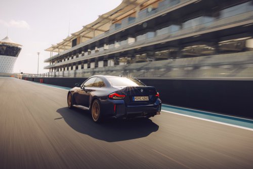 2025 G87 BMW M2 CS debuts – 30 kg lighter; 3.0L twin-turbo I6 with 530 PS; 0-100 km/h in 3.8 seconds