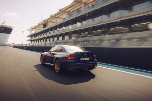 2025 G87 BMW M2 CS debuts – 30 kg lighter; 3.0L twin-turbo I6 with 530 PS; 0-100 km/h in 3.8 seconds