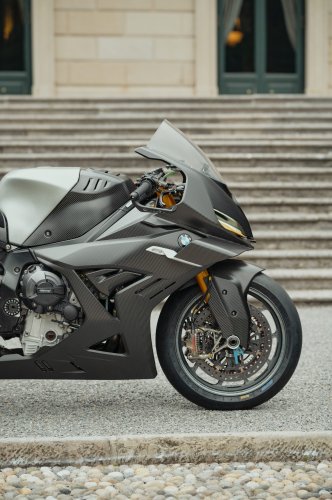 BMW Motorrad Concept RR presented at the Concorso d’Eleganza Villa d’Este show in France