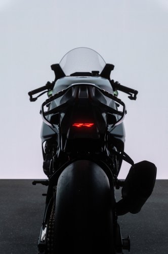 BMW Motorrad Concept RR presented at the Concorso d’Eleganza Villa d’Este show in France