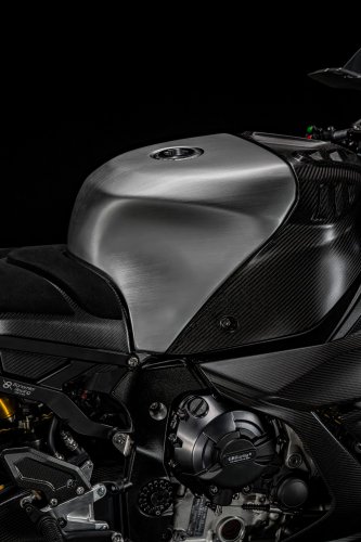 BMW Motorrad Concept RR presented at the Concorso d’Eleganza Villa d’Este show in France