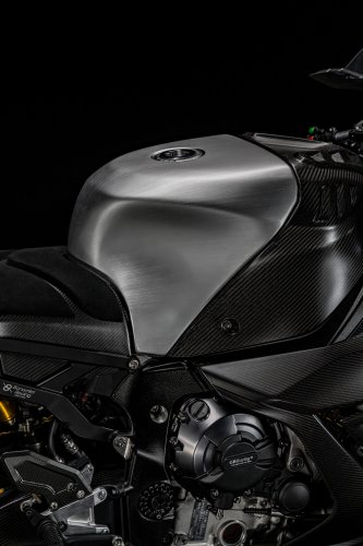 BMW Motorrad Concept RR presented at the Concorso d’Eleganza Villa d’Este show in France