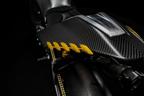 BMW Motorrad Concept RR presented at the Concorso d’Eleganza Villa d’Este show in France