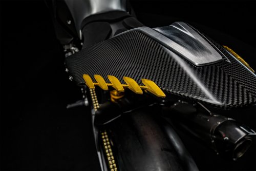 BMW Motorrad Concept RR presented at the Concorso d’Eleganza Villa d’Este show in France
