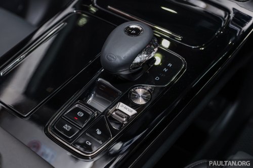 GAC M8 PHEV official pricing in Malaysia – Premium fr RM329k, Luxury RM389k; up to 1,038 km hybrid range