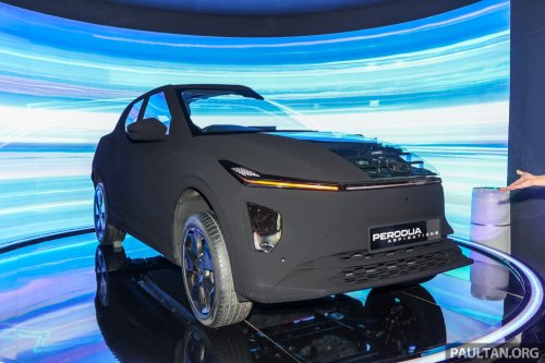 Perodua ‘QV-E’ EV parked next to BYD Atto 3 while testing shows good size, proportions; daring roofline