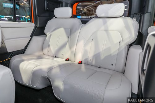 iCaur V23 spotted testing on Malaysian roads – boxy EV SUV with Land Cruiser BJ looks launching soon?