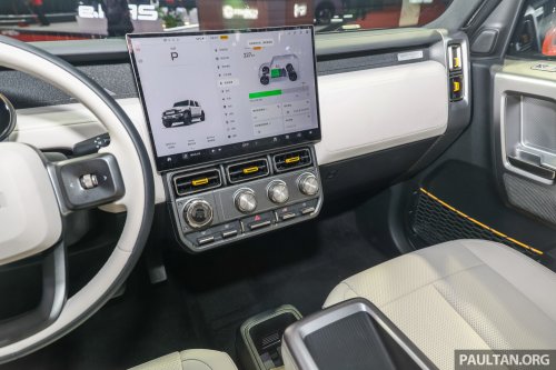 iCaur V23 spotted testing on Malaysian roads – boxy EV SUV with Land Cruiser BJ looks launching soon?