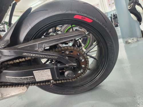 Pirelli Diablo Supercorsa V4 SC and SP, which sportsbike tyre is the one you should use?