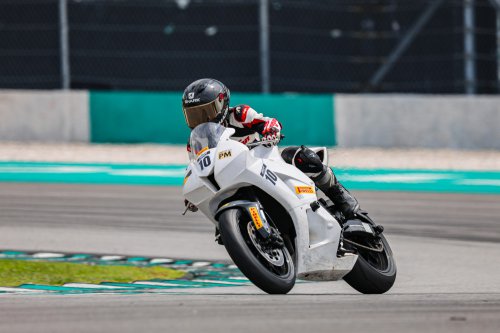 Pirelli Diablo Supercorsa V4 SC and SP, which sportsbike tyre is the one you should use?