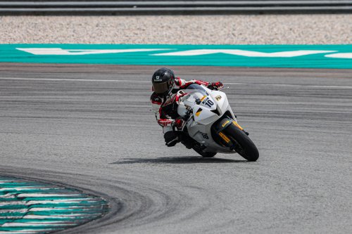 Pirelli Diablo Supercorsa V4 SC and SP, which sportsbike tyre is the one you should use?