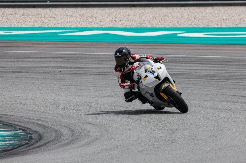 Pirelli Diablo Supercorsa V4 SC and SP, which sportsbike tyre is the one you should use?