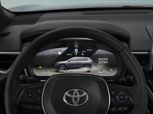 Toyota Corolla Cross facelift for Europe adds new head- and taillights, upgraded interior, GR Sport trim