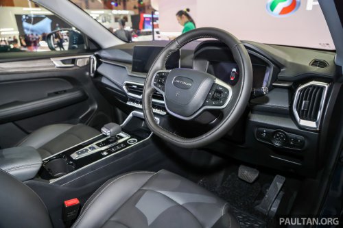 Jetour eVT5 sighted on-road in Malaysia – EV version of Chery Tiggo Cross, 53.6 kWh; local launch soon?