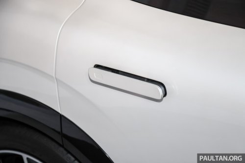 Zeekr 7X EV crossover on show, promo at PACE 2025