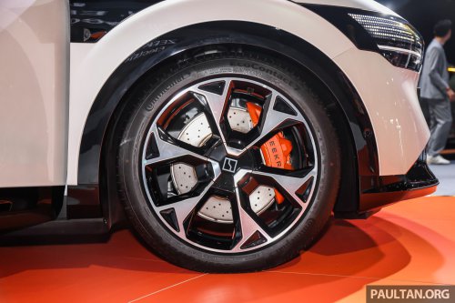 Zeekr 7X EV crossover on show, promo at PACE 2025