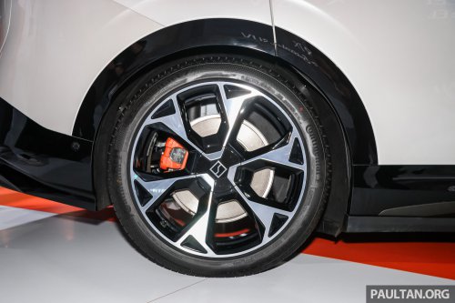 Zeekr 7X EV crossover on show, promo at PACE 2025