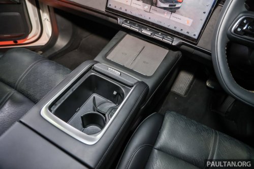 Zeekr 7X EV crossover on show, promo at PACE 2025