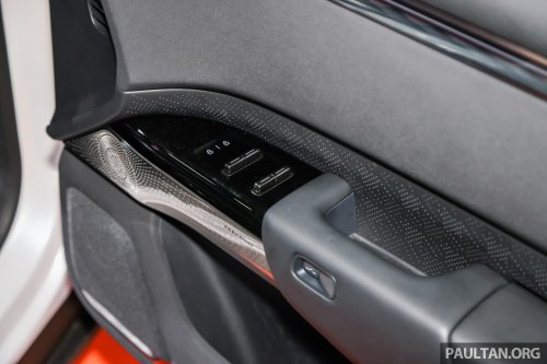 Zeekr 7X EV crossover on show, promo at PACE 2025