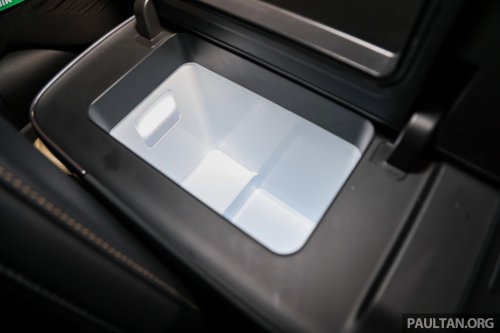 Zeekr 7X EV crossover on show, promo at PACE 2025