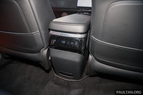 Zeekr 7X EV crossover on show, promo at PACE 2025