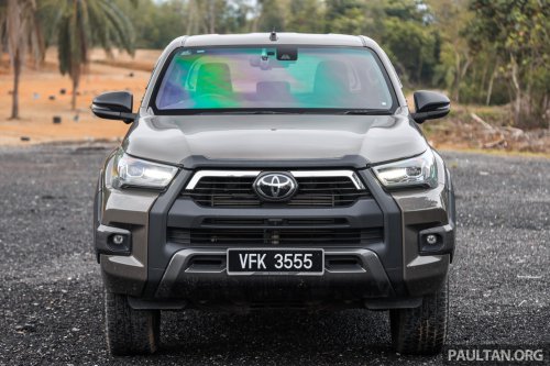 2025 Mitsubishi Triton Athlete vs Toyota Hilux Rogue – which pick-up truck should you buy in Malaysia?