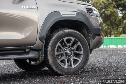 2025 Mitsubishi Triton Athlete vs Toyota Hilux Rogue – which pick-up truck should you buy in Malaysia?