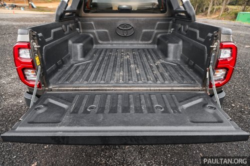 2025 Mitsubishi Triton Athlete vs Toyota Hilux Rogue – which pick-up truck should you buy in Malaysia?