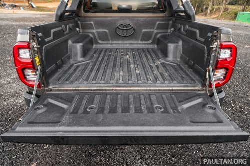 2025 Mitsubishi Triton Athlete vs Toyota Hilux Rogue – which pick-up truck should you buy in Malaysia?
