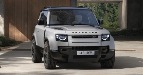 Land Rover Defender updated for 2026 model year – revised headlamps, larger 13.1-inch touchscreen