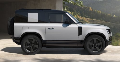 Land Rover Defender updated for 2026 model year – revised headlamps, larger 13.1-inch touchscreen