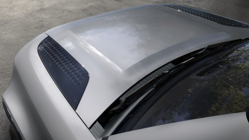 Land Rover Defender updated for 2026 model year – revised headlamps, larger 13.1-inch touchscreen