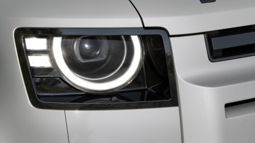 Land Rover Defender updated for 2026 model year – revised headlamps, larger 13.1-inch touchscreen