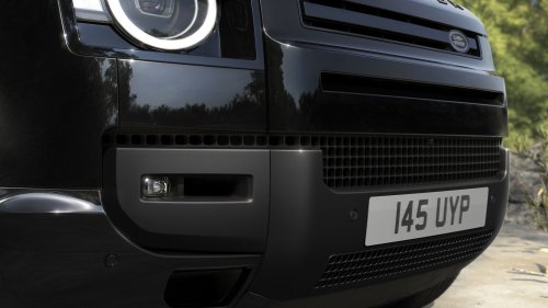 Land Rover Defender updated for 2026 model year – revised headlamps, larger 13.1-inch touchscreen