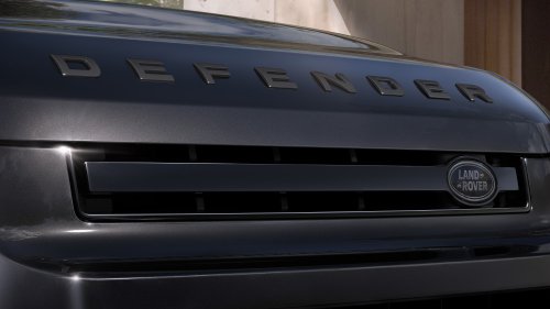 Land Rover Defender updated for 2026 model year – revised headlamps, larger 13.1-inch touchscreen