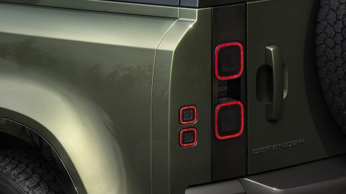 2026 Land Rover Defender facelift open for booking in Malaysia – mild design tweaks, 13.1-inch touchscreen