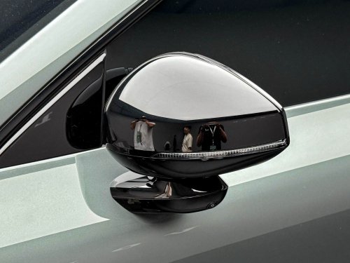 2026 Volvo XC70 rolls off Taizhou production line; extended-range PHEV estimated at RM211k in China