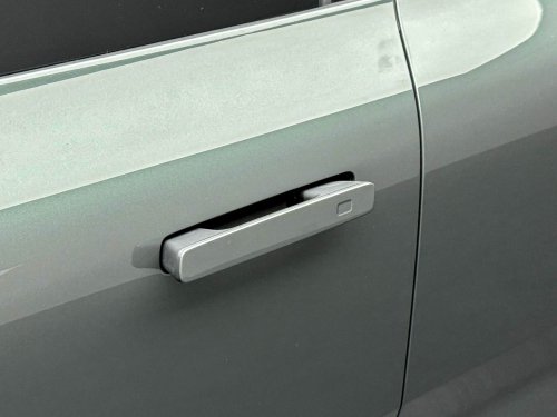 2026 Volvo XC70 rolls off Taizhou production line; extended-range PHEV estimated at RM211k in China