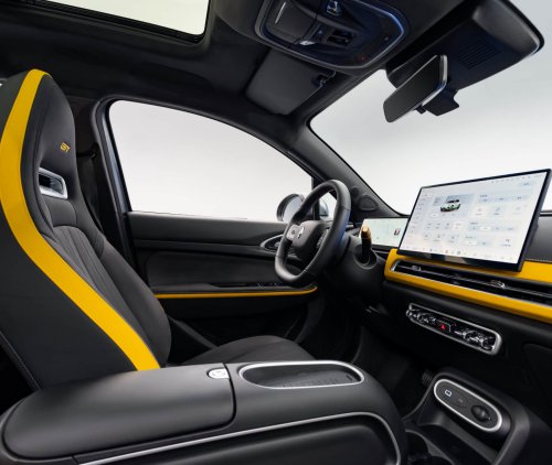 GWM Ora Good Cat facelift in China: new face, larger screens, more power, 430 km CLTC range, fr RM59k