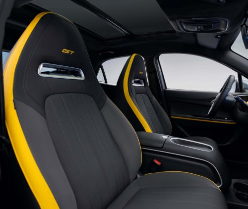 GWM Ora Good Cat facelift in China: new face, larger screens, more power, 430 km CLTC range, fr RM59k