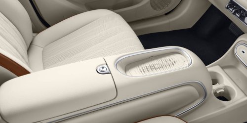 GWM Ora Good Cat facelift in China: new face, larger screens, more power, 430 km CLTC range, fr RM59k