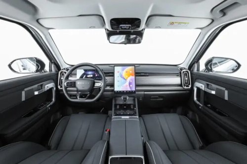 Chery, Chery Tiggo 7 Sport – Jaecoo J7 with Evoque face