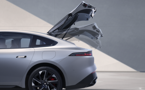 Dongfeng Nammi 06 SUV, 007 sedan in Malaysia soon