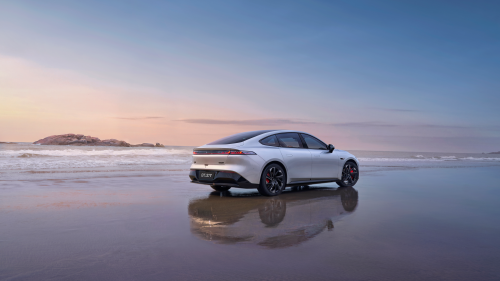 Dongfeng Nammi 06 SUV, 007 sedan in Malaysia soon