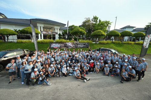 Toyota Malaysia’s Hilux Unleashed: The Ultimate Challenge thrills fans in KK, Kuching and Melaka
