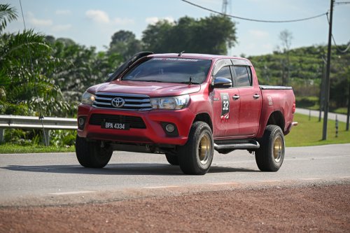 Toyota Malaysia’s Hilux Unleashed: The Ultimate Challenge thrills fans in KK, Kuching and Melaka