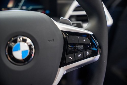 2025 BMW 320i Sport official pricing in Malaysia – from RM266k; ACC with stop &amp; go, 184 PS, updated interior