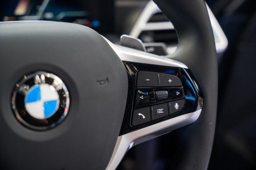 2025 BMW 320i Sport official pricing in Malaysia – from RM266k; ACC with stop &amp; go, 184 PS, updated interior